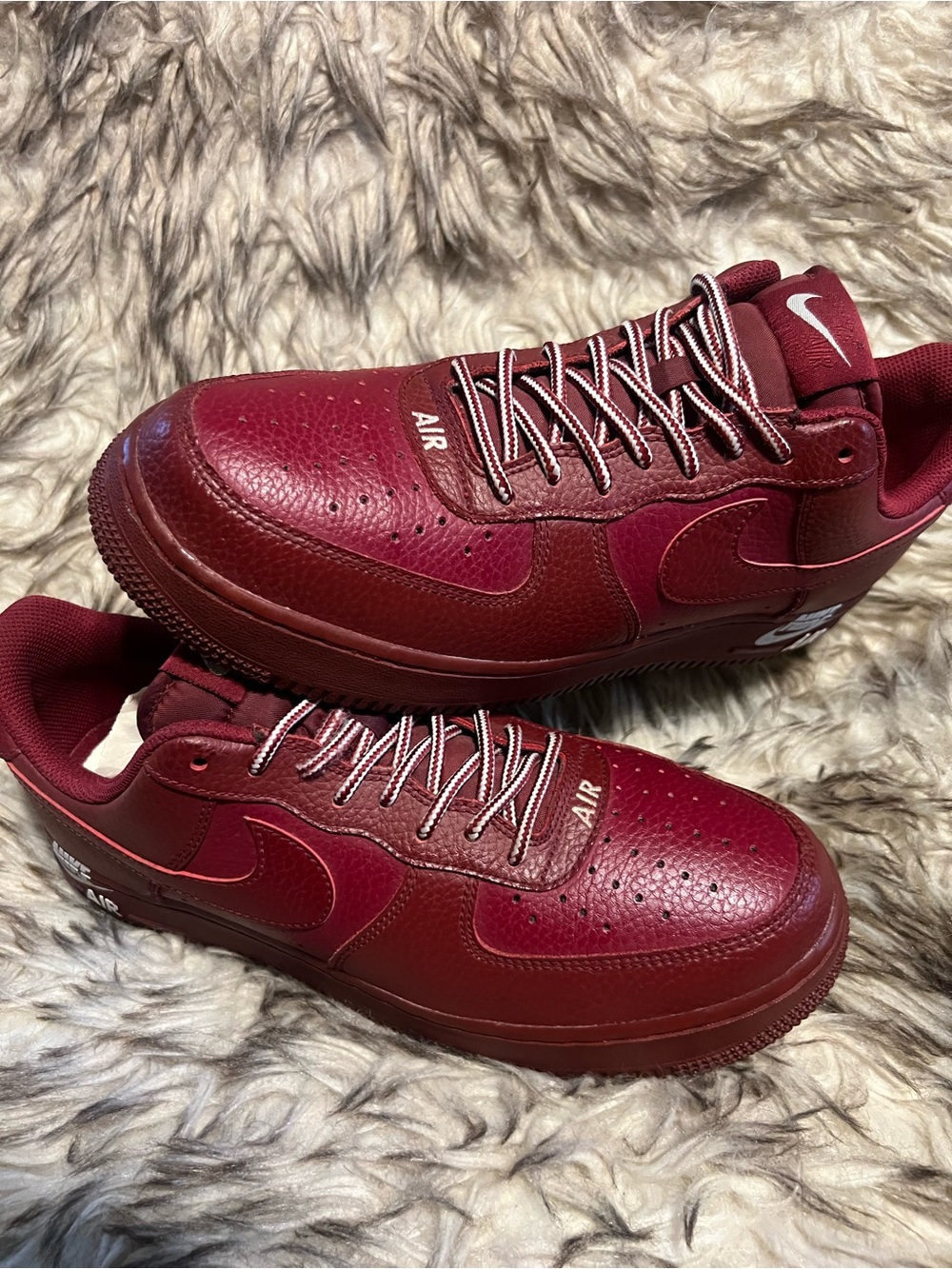Nike Air Men's Sneakers - Deep Burgundy/Maroon Like New Sz 9